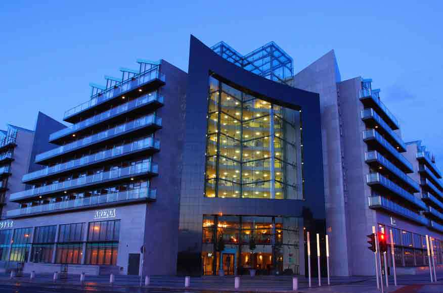 Maldron Hotel Tallaght Bagian luar foto