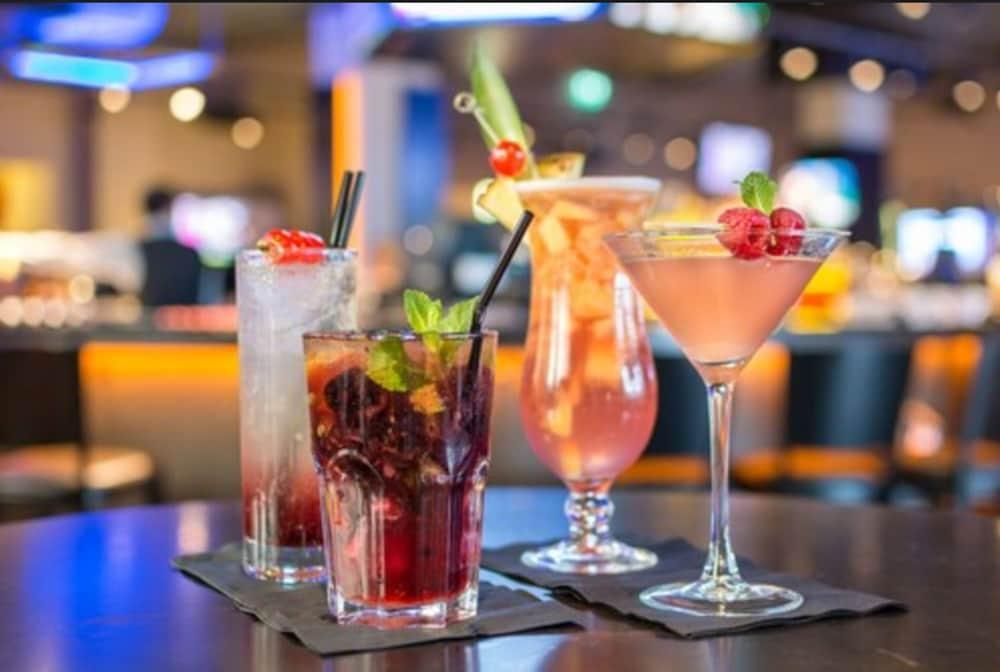 Maldron Hotel Tallaght Bagian luar foto