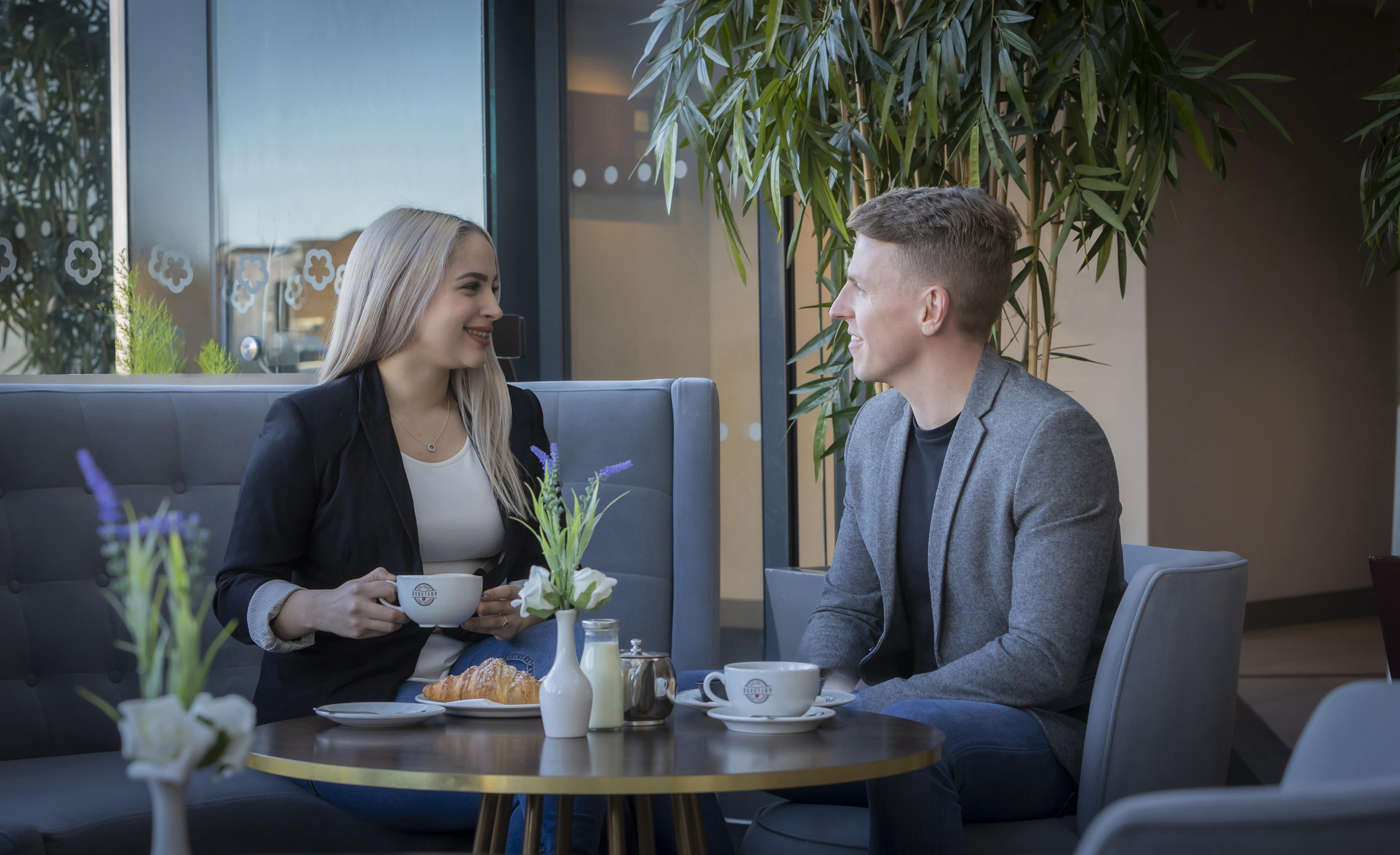 Maldron Hotel Tallaght Bagian luar foto
